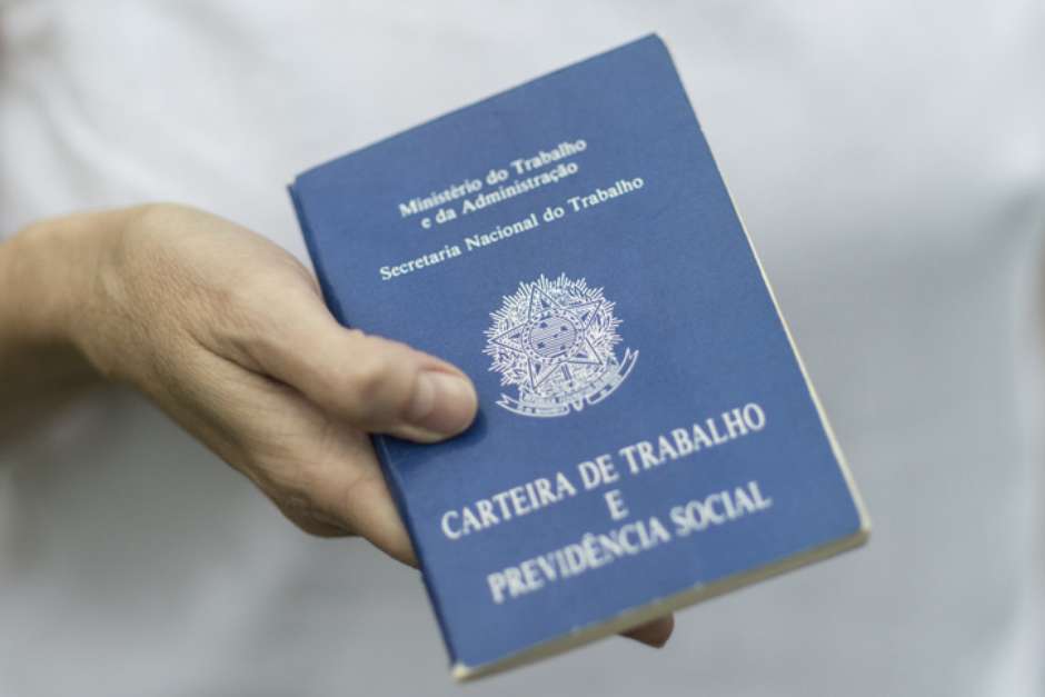 Regra federal tem mais peso que partido na Previdência dos Estados